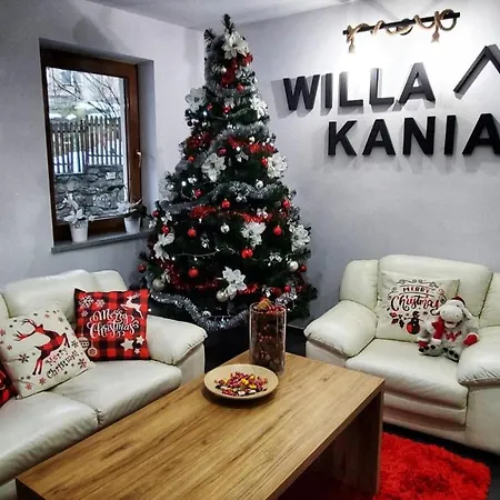Kania Homestay *
